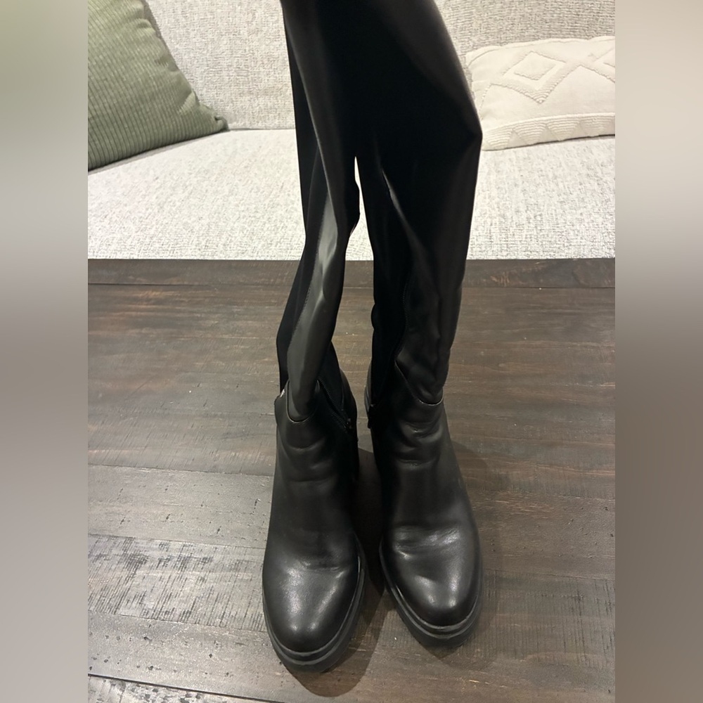 Elegant Black Women's Boots